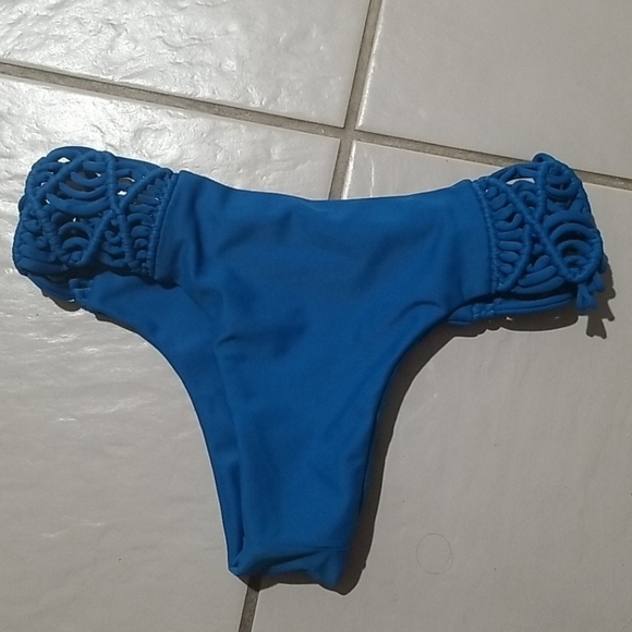 💕MIKOH💕 Macrame Bikini ~ Waimea Woven Halter Top XL & Cayman Bottoms M NWT - Picture 14 of 16